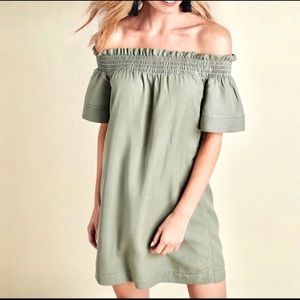 Vineyard Vines off-shoulder dress